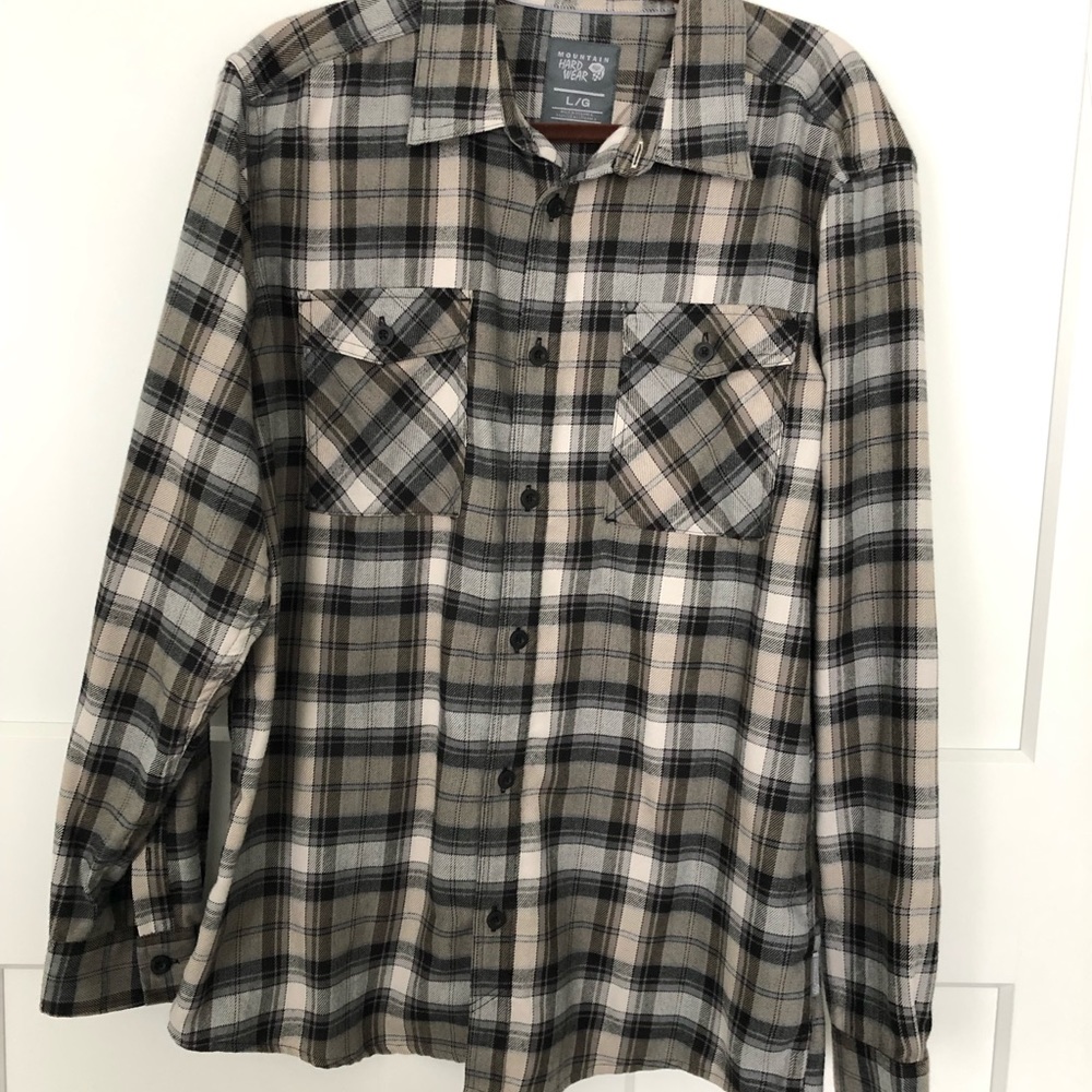Men’s mountain hardwear flannel!